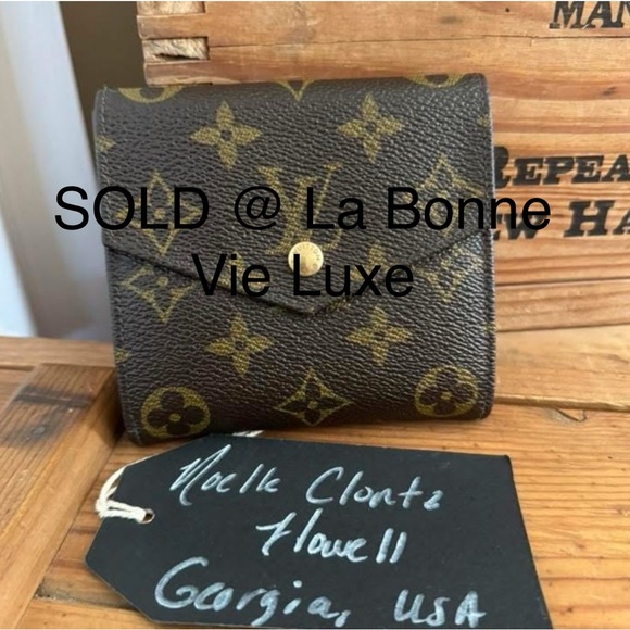 Louis Vuitton Monogram Compact Wallet - Picture 1 of 13